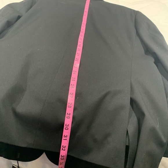 Alfani mans black suit 48L, worn twice. - Picture 6 of 7